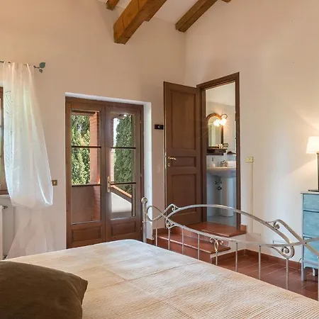 Villa Podere Calcheto 14, Emma